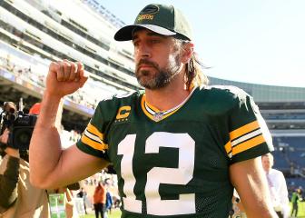 Packers' Rodgers to decide on surgery on fractured toe