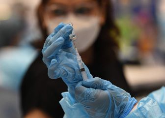 Omicron: global tracking of new covid-19 variant