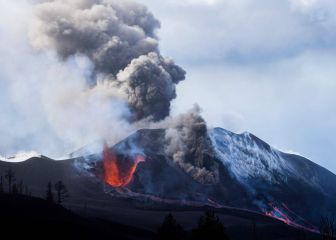 La Palma volcano: live updates from the Canary Islands