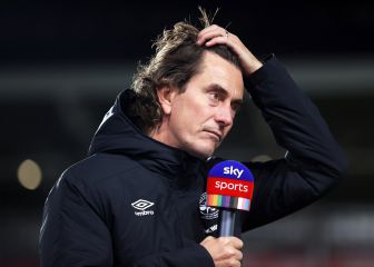 Brentford coach calls for Premier League pause as covid cases rocket