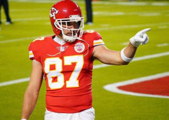 Chiefs tight end Travis Kelce placed on covid-19 reserve list