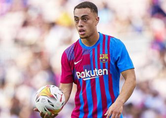 Sergiño Dest ruled out of Sevilla clash