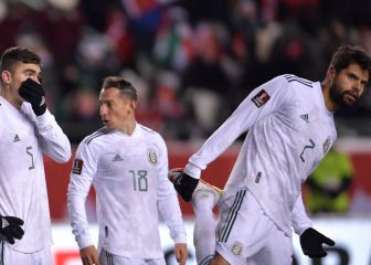 Mexico to play next two qualifiers behind closed doors