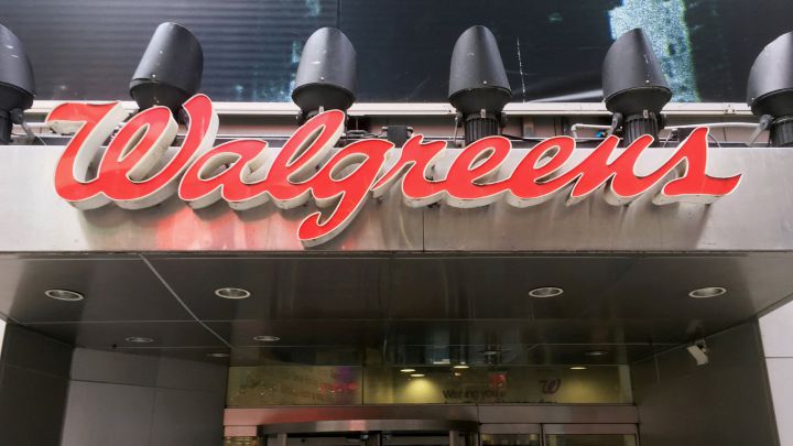 Is Cvs Open On Christmas 2022 Cvs And Walgreens Opening Hours On Christmas Eve And Christmas Day 2021 -  As.com
