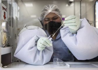 Covid, coronavirus news summary 2 January 2022: Omicron symptoms, tests, vaccines, flight cancellations...