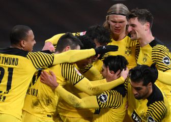 Dortmund complete late comeback to win at Frankfurt