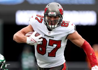 Gronkowski's renaissance holds key to Bucs' hopes of repeat