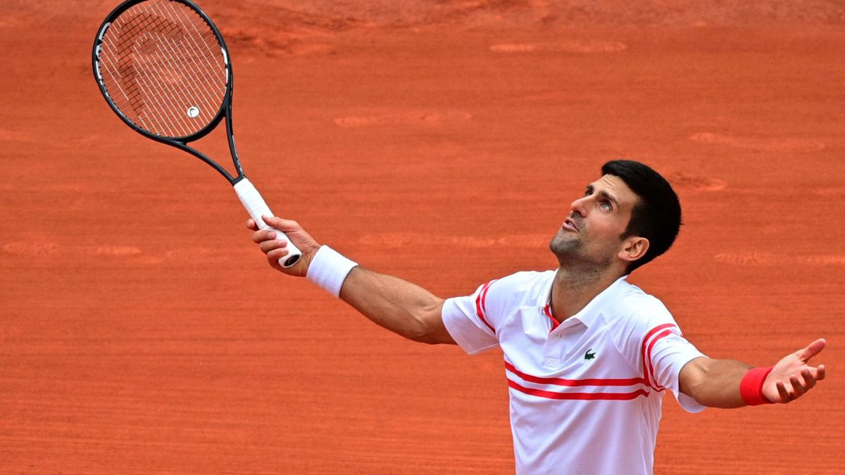 Covid: Djokovic must be vaccinated to compete at French Open