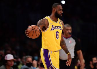 Pacers stun Lakers as LeBron reaches 10,000 career rebounds
