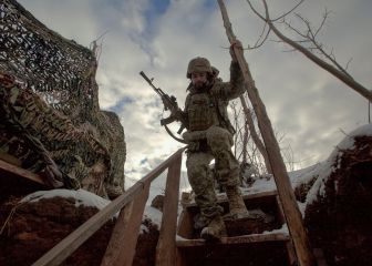 Biden considers sending US troops to Ukraine