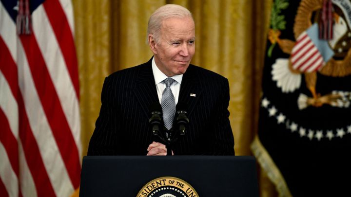 What is the 'Cancer Moonshoot' program? How does Biden plan to cut cancer deaths in half?