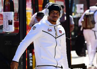 Perfect exchange: Chase for the Bengals, Sewell for Detroit