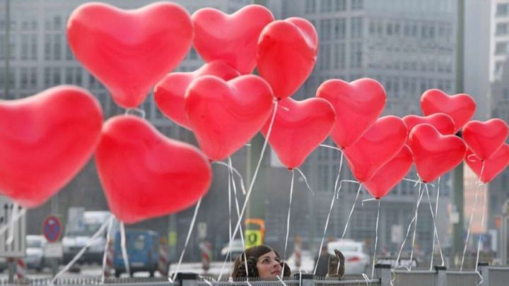 valentines day colour code