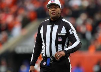 Who are the referees at the 2022 Super Bowl LVI?
