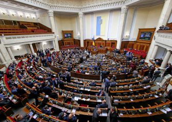 Russia recognizes two regions in Ukraine as independent leading to US sanctions