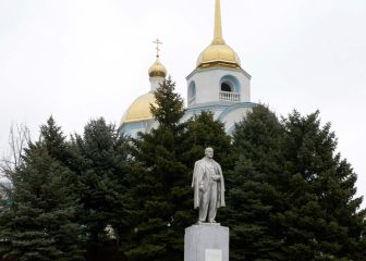 Is there still a communist party in Russia?