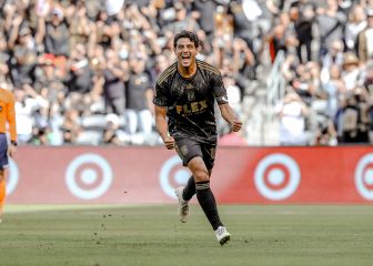 Carlos Vela scores his third hat-trick in LAFC’s home opener