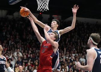 Can NCAA basketball players hire agents?