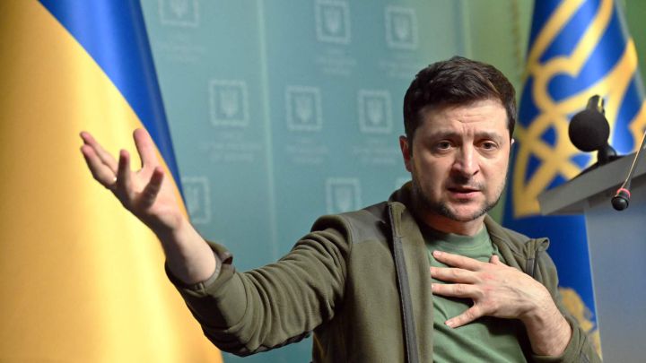 Zelenskyy, Zelensky, Zelenskiy: What is the correct way to ...