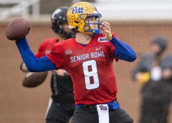 Top NFL QB prospect registers record hand size