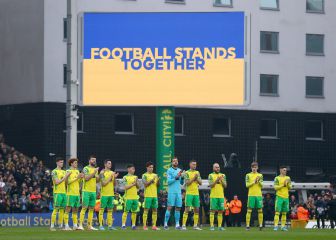 Premier League stadiums filled with Ukraine support