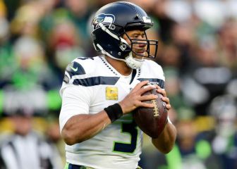 Seahawks options at quarterback after Wilson trade