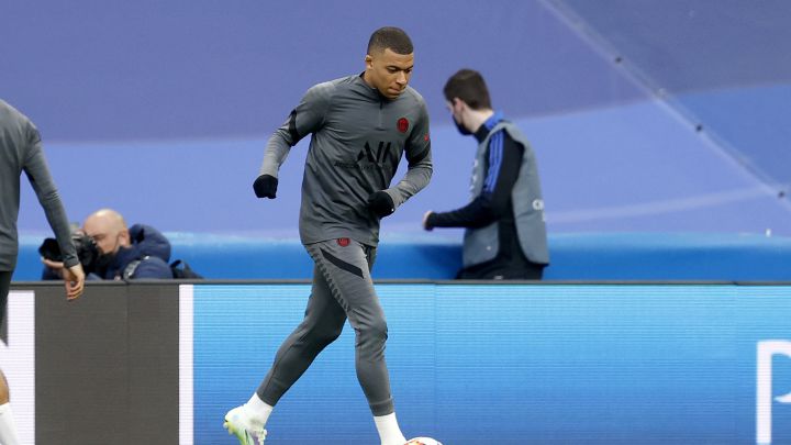 Mbappé checking out his future home in the Bernabeu?