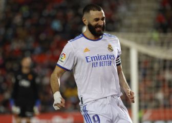 Madrid open 10 point lead but Benzema injury a concern