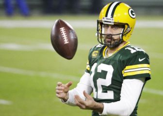 Aaron Rodgers finally signs new deal with Packers