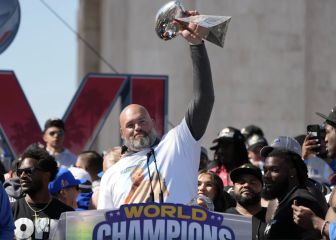 NFL's oldest lineman retires after 16 years in the league