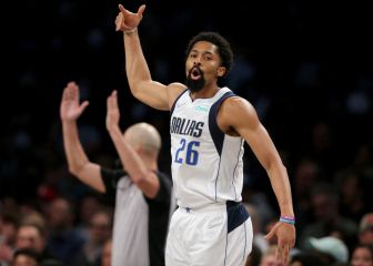 Dinwiddie hits game-winning buzzer beater over Nets