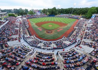Ole Miss starts strong at Auburn