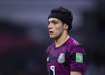 Raúl Jimenez arrives in Mexico ahead of World Cup qualifiers