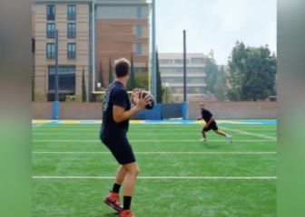 Tom Brady trying to coax another former Patriot out of retirement?