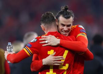 Brilliant Bale fires Wales into the World Cup playoff finals