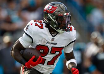 Chiefs continue revamp with Ronald Jones addition