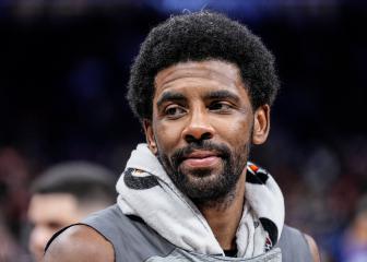 No vaccine, and loss, no problem for Nets' Irving