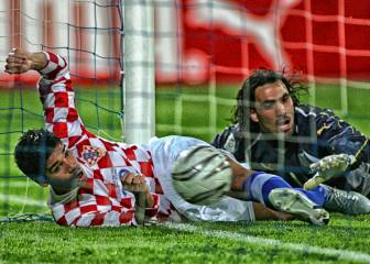 Inglaterra peca de soberbia y Croacia y Rusia la mandan a casa