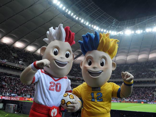 Slavek y Slavko, mascotas de la Eurocopa 2012.