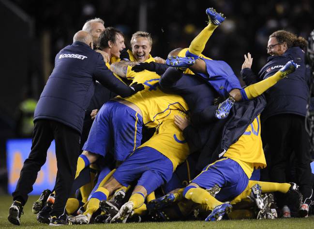 Los jugadores de Suecia celebran su clasificación para la Eurocopa.
