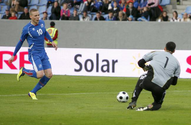 Sigborsson marcó su primer gol oficial contra Chipre.