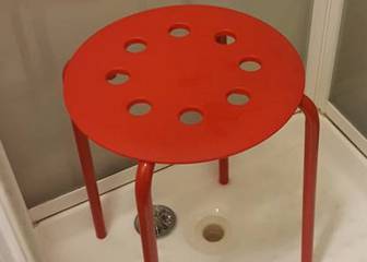 El taburete de Ikea que atrapó el testículo de un noruego