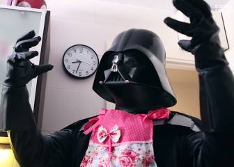 La vuelta al 'cole' de Luke y Leia en la piel de Darth Vader, padre soltero