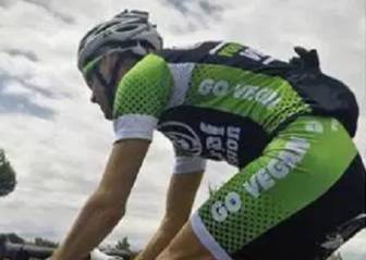 Los tres veganos que han cruzado España en bici por los animales