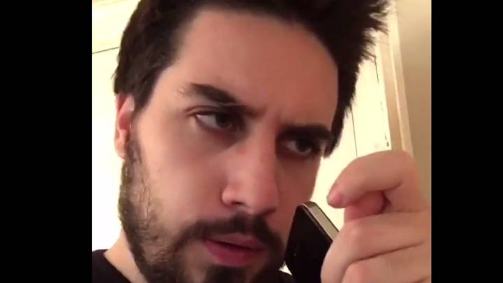 Todo lo que pasa por tu cabeza cuando llegas tarde a clase