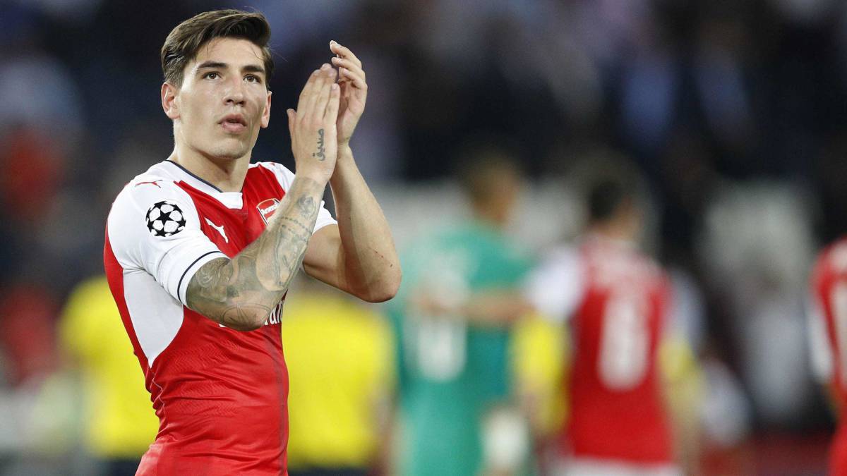 Héctor Bellerin del Arsenal con su número de equipo tatuado durante el  partido de la Premier League en el St Mary's Stadium, Southampton. Fecha de  la foto: 26th de enero de 2021.