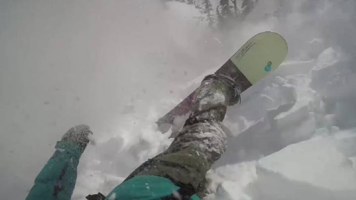 La avalancha que sorprendió a un esquiador se hace viral en Facebook