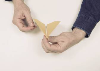Cómo hacer en 30 segundos el avión de papel que consiguió el récord Guinness