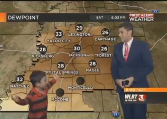 Un niño se cuela en una retrasmisión en directo y trollea al hombre del tiempo