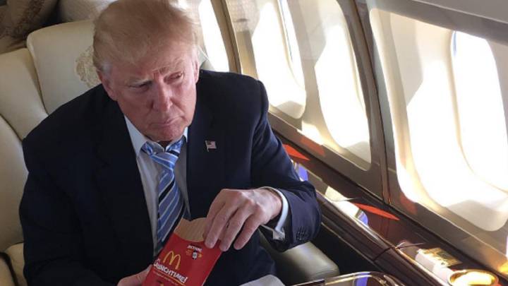McDonalds llama "repugnante" a Donald Trump en un tuit y después lo borra